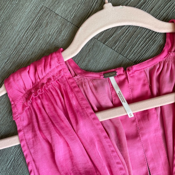 Free People Fuschia Pink Deep V-neck Wrap Tie Waist Satin Crop Top Size M - Picture 2 of 12